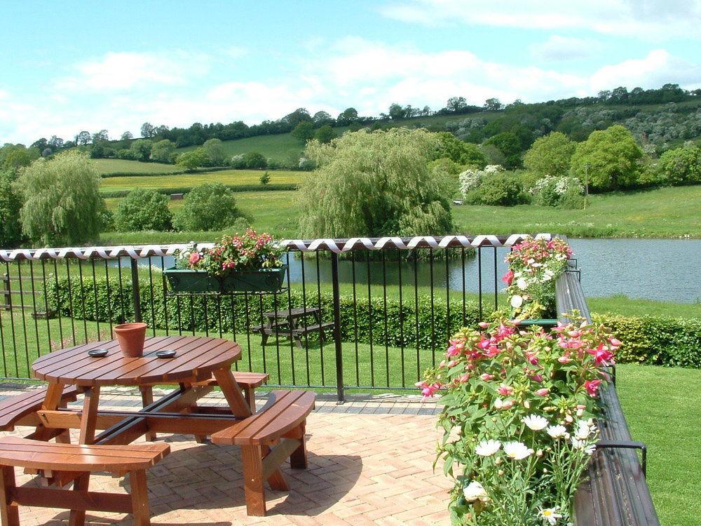 Cameley Lodge - Self Catering Temple Cloud Exterior foto